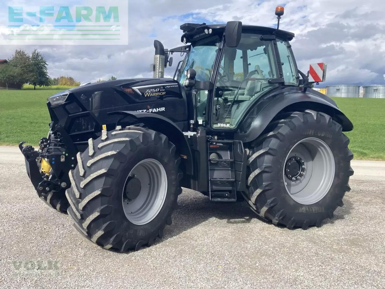 Deutz-Fahr agrotron 7250 ttv warrior TTV - Traktor: das Bild 1 Deutz-Fahr agrotron 7250 ttv warrior TTV - Traktor: das Bild 1