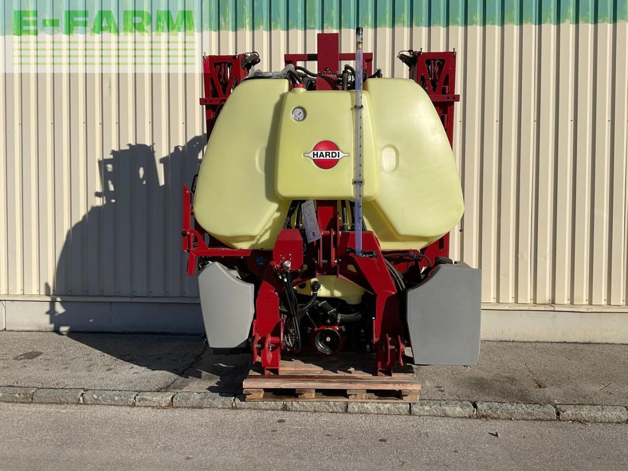 Hardi Mega 1500 - Anhängespritze: das Bild 3 Hardi Mega 1500 - Anhängespritze: das Bild 3