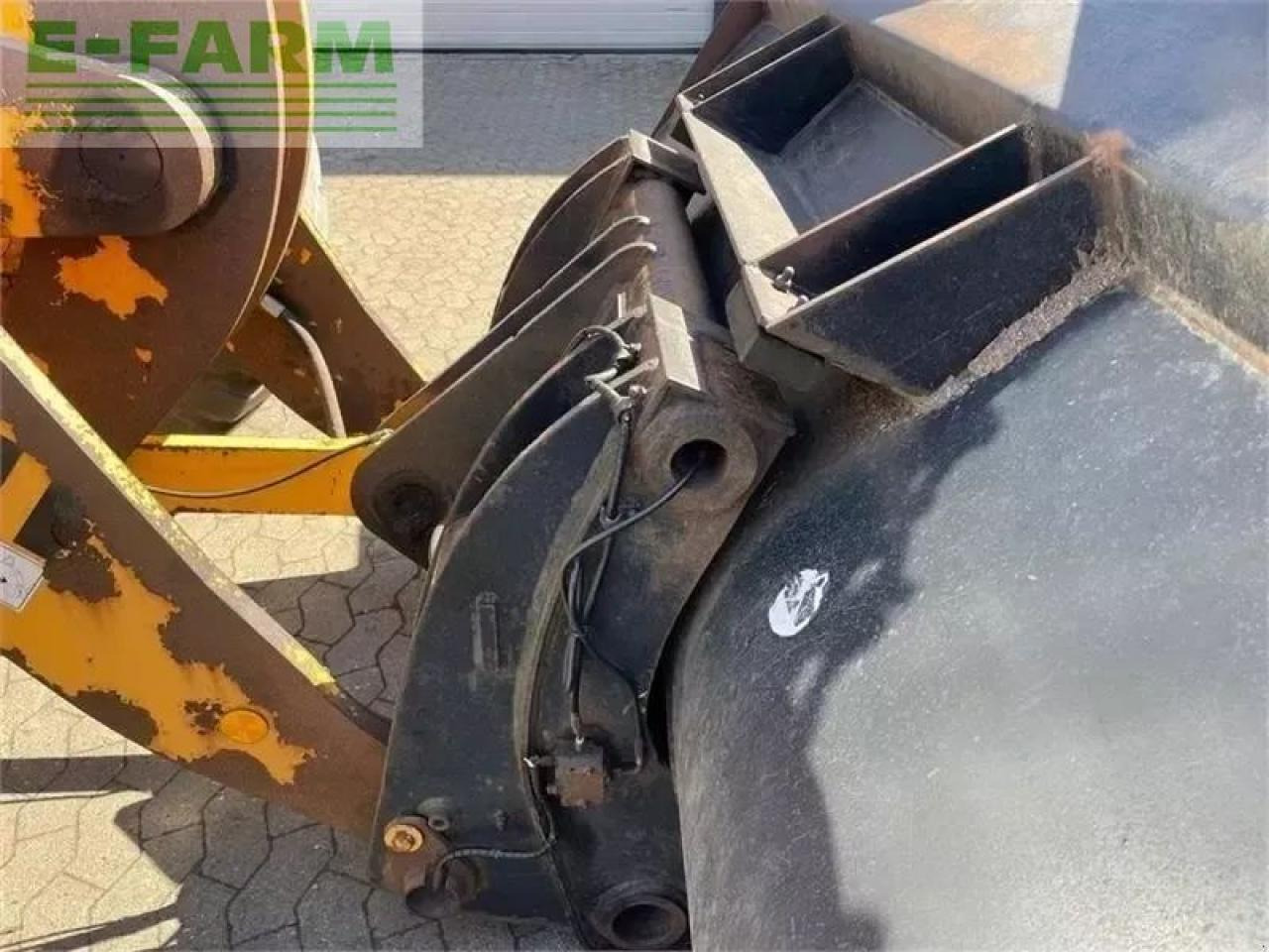 Hyundai hl 740-7 med højtipskovl - Minibagger: das Bild 4 Hyundai hl 740-7 med højtipskovl - Minibagger: das Bild 4