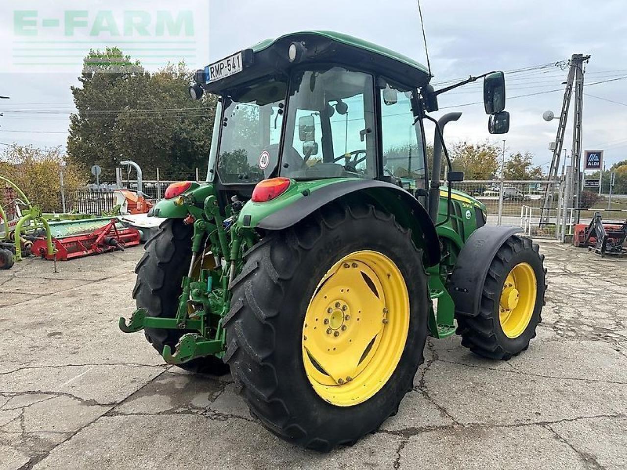 John Deere 5090m - Traktor: das Bild 5 John Deere 5090m - Traktor: das Bild 5