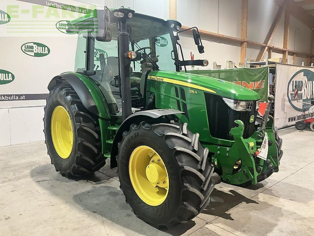 John Deere 5115r - Traktor: das Bild 2 John Deere 5115r - Traktor: das Bild 2