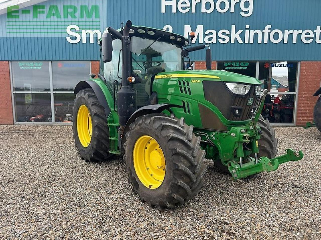 John Deere 6155r - Traktor: das Bild 2 John Deere 6155r - Traktor: das Bild 2