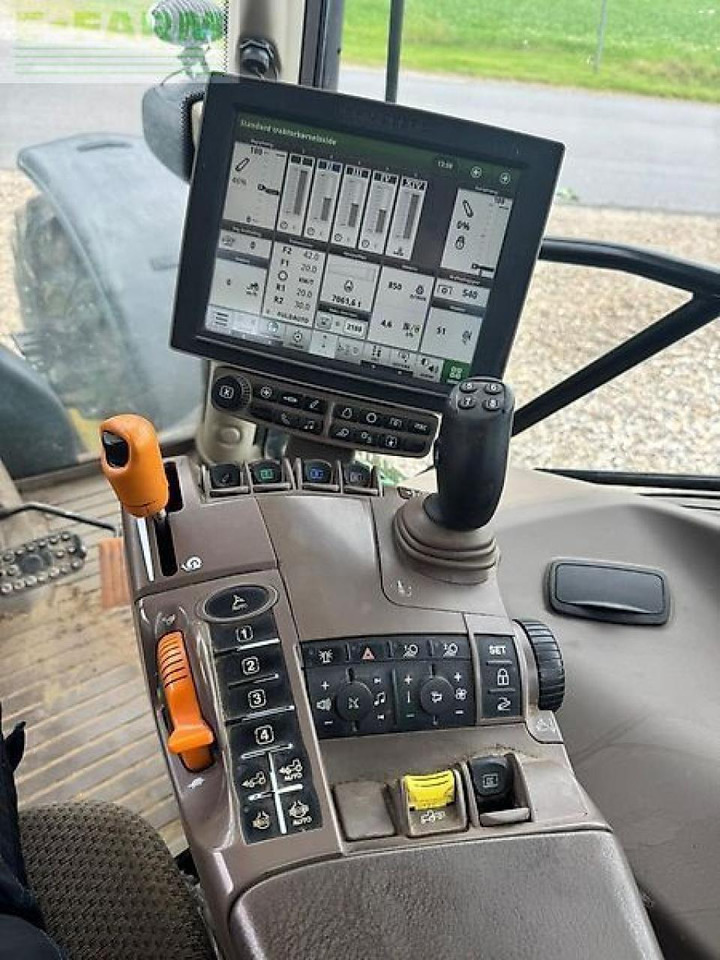 John Deere 6155r - Traktor: das Bild 4 John Deere 6155r - Traktor: das Bild 4