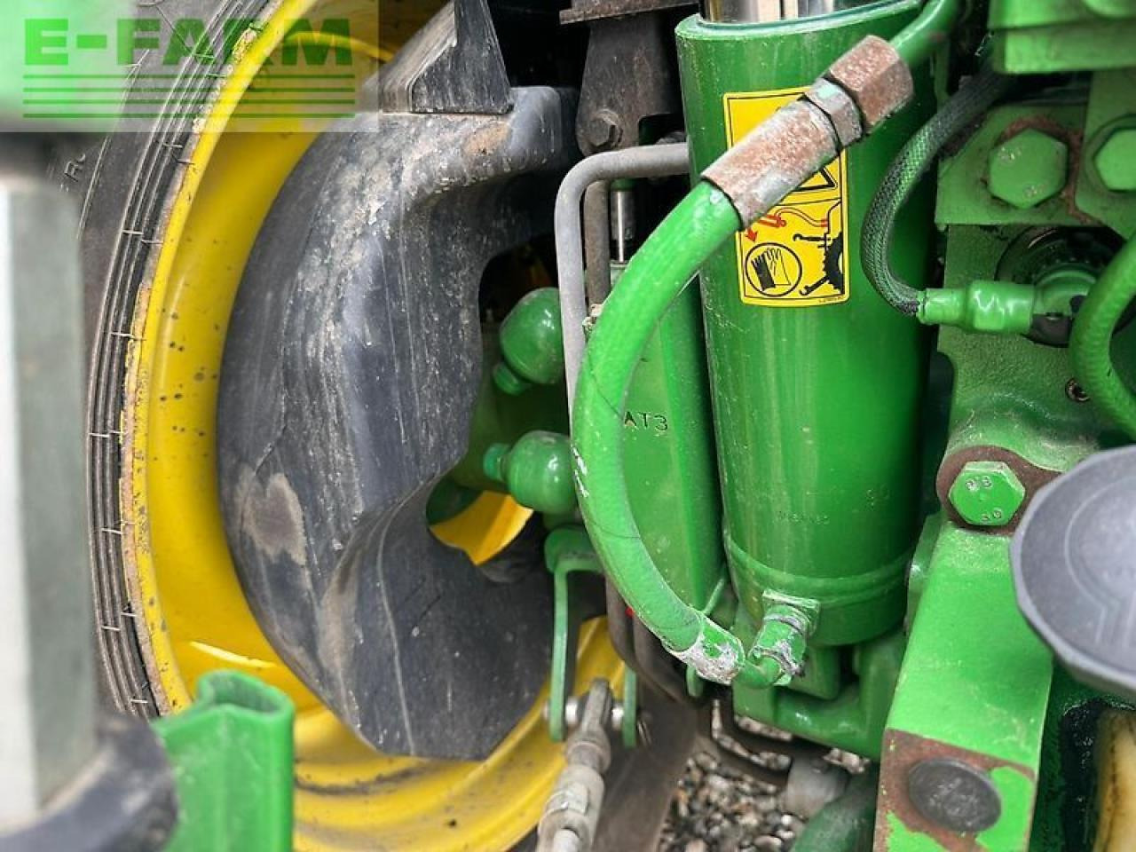 John Deere 6155r - Traktor: das Bild 5 John Deere 6155r - Traktor: das Bild 5