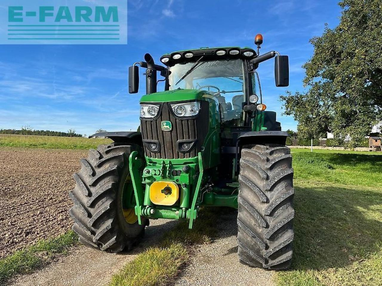 John Deere 6215r - Traktor: das Bild 2 John Deere 6215r - Traktor: das Bild 2