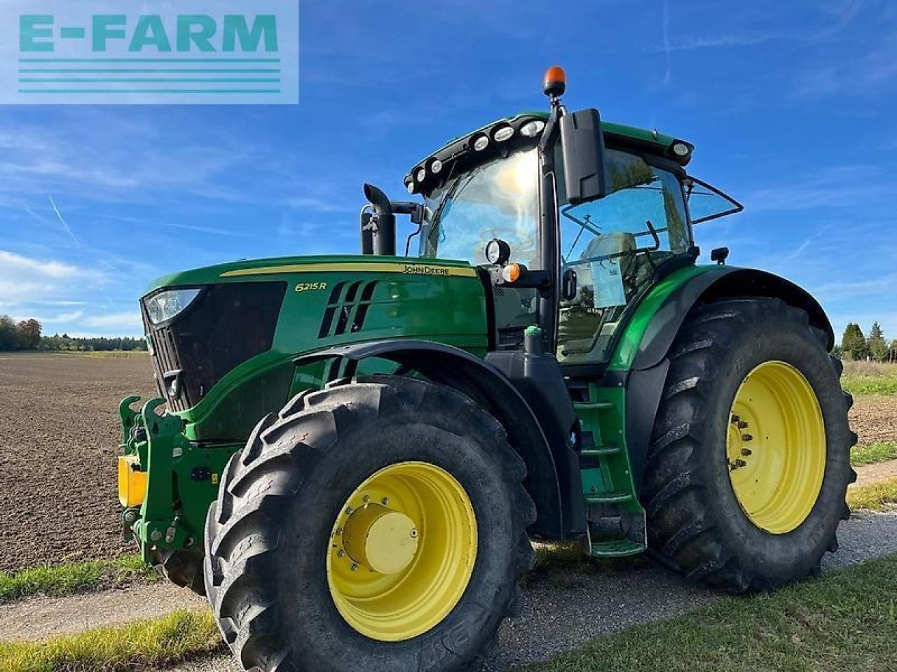 John Deere 6215r - Traktor: das Bild 1 John Deere 6215r - Traktor: das Bild 1