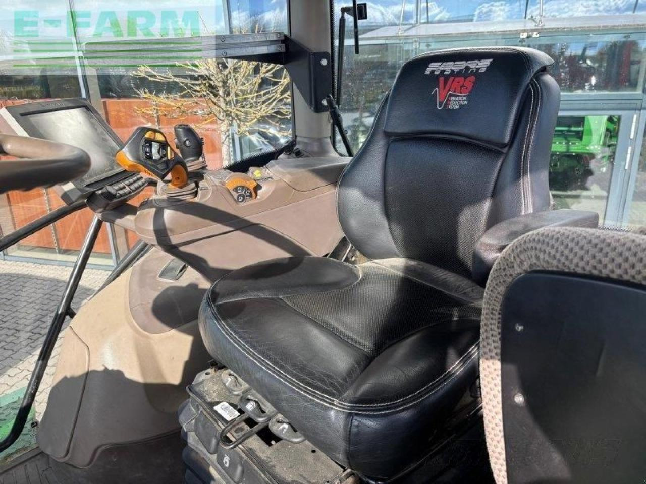 Traktor John Deere 6230r: das Bild 10 Traktor John Deere 6230r: das Bild 10