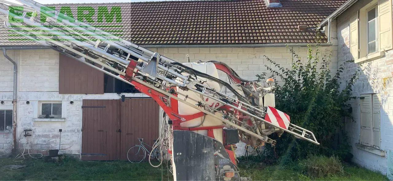 Kuhn altis 2002 - Anhängespritze: das Bild 1 Kuhn altis 2002 - Anhängespritze: das Bild 1