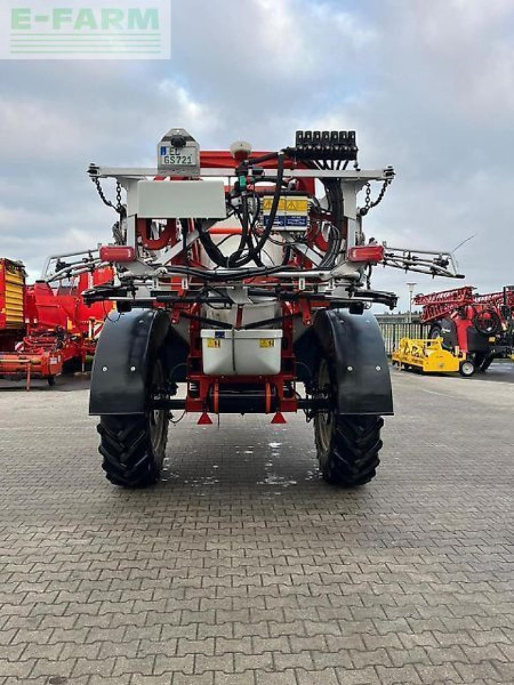 Kuhn pat 1 - Anhängespritze: das Bild 4 Kuhn pat 1 - Anhängespritze: das Bild 4