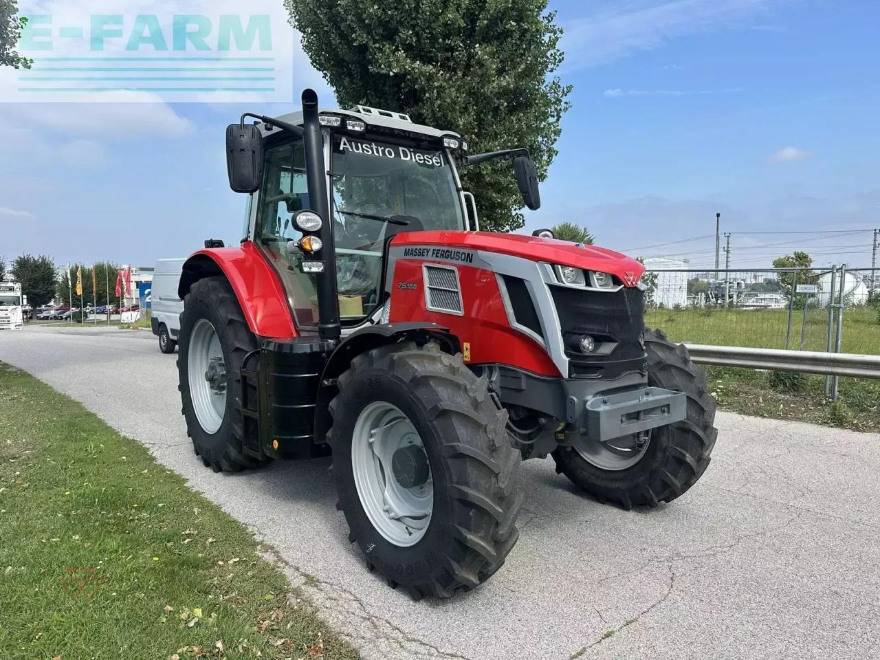 Massey Ferguson mf 7s.155 - Traktor: das Bild 1 Massey Ferguson mf 7s.155 - Traktor: das Bild 1