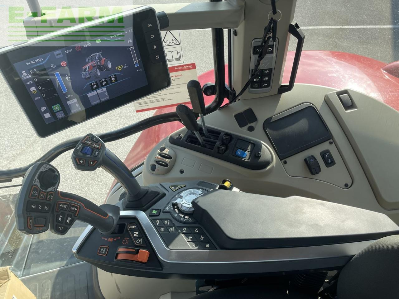 Massey Ferguson mf 7s.180 - Traktor: das Bild 5 Massey Ferguson mf 7s.180 - Traktor: das Bild 5