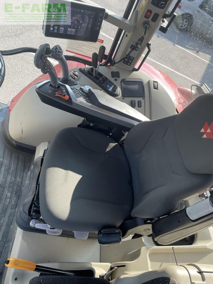 Massey Ferguson mf 7s.180 - Traktor: das Bild 4 Massey Ferguson mf 7s.180 - Traktor: das Bild 4