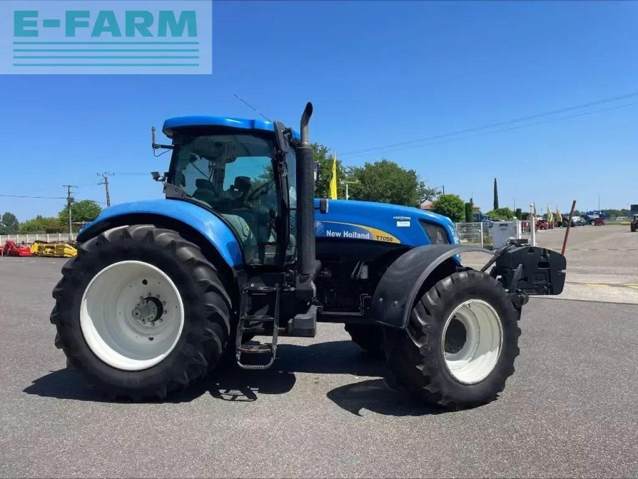 New Holland t 7050 - Traktor: das Bild 5 New Holland t 7050 - Traktor: das Bild 5