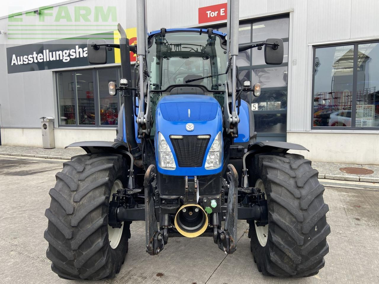 New Holland t5.105 electro command - Traktor: das Bild 3 New Holland t5.105 electro command - Traktor: das Bild 3
