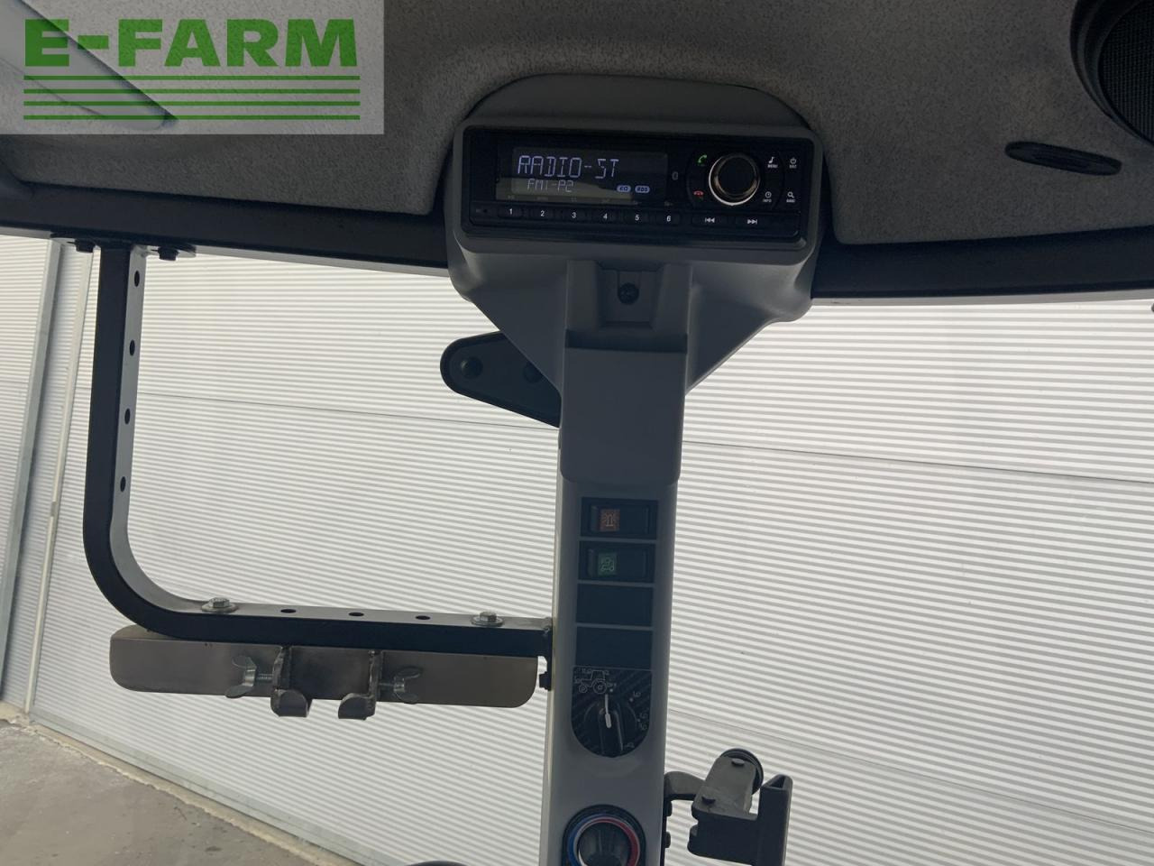 New Holland t5.110 dual command - Traktor: das Bild 3 New Holland t5.110 dual command - Traktor: das Bild 3