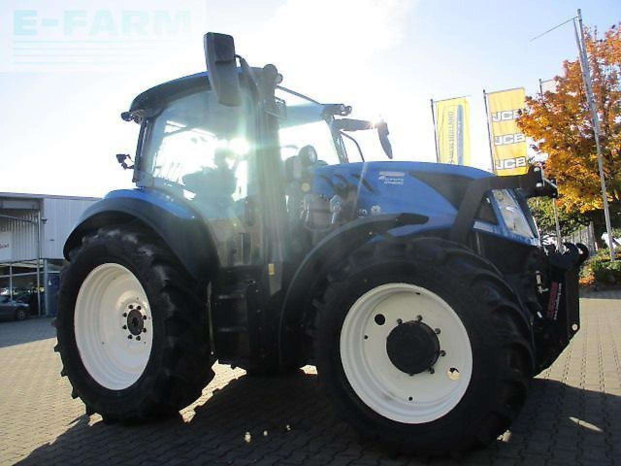 New Holland t5.110 dynamic command - Traktor: das Bild 2 New Holland t5.110 dynamic command - Traktor: das Bild 2