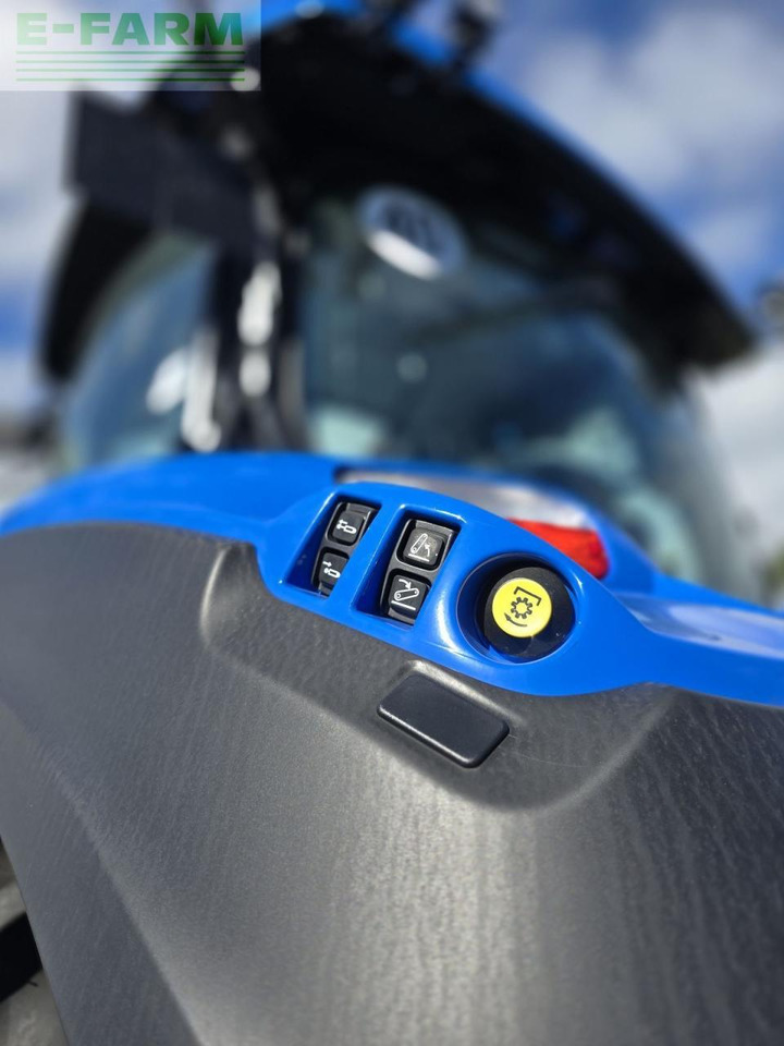 New Holland t5.110 dynamic command (stage v) - Traktor: das Bild 4 New Holland t5.110 dynamic command (stage v) - Traktor: das Bild 4