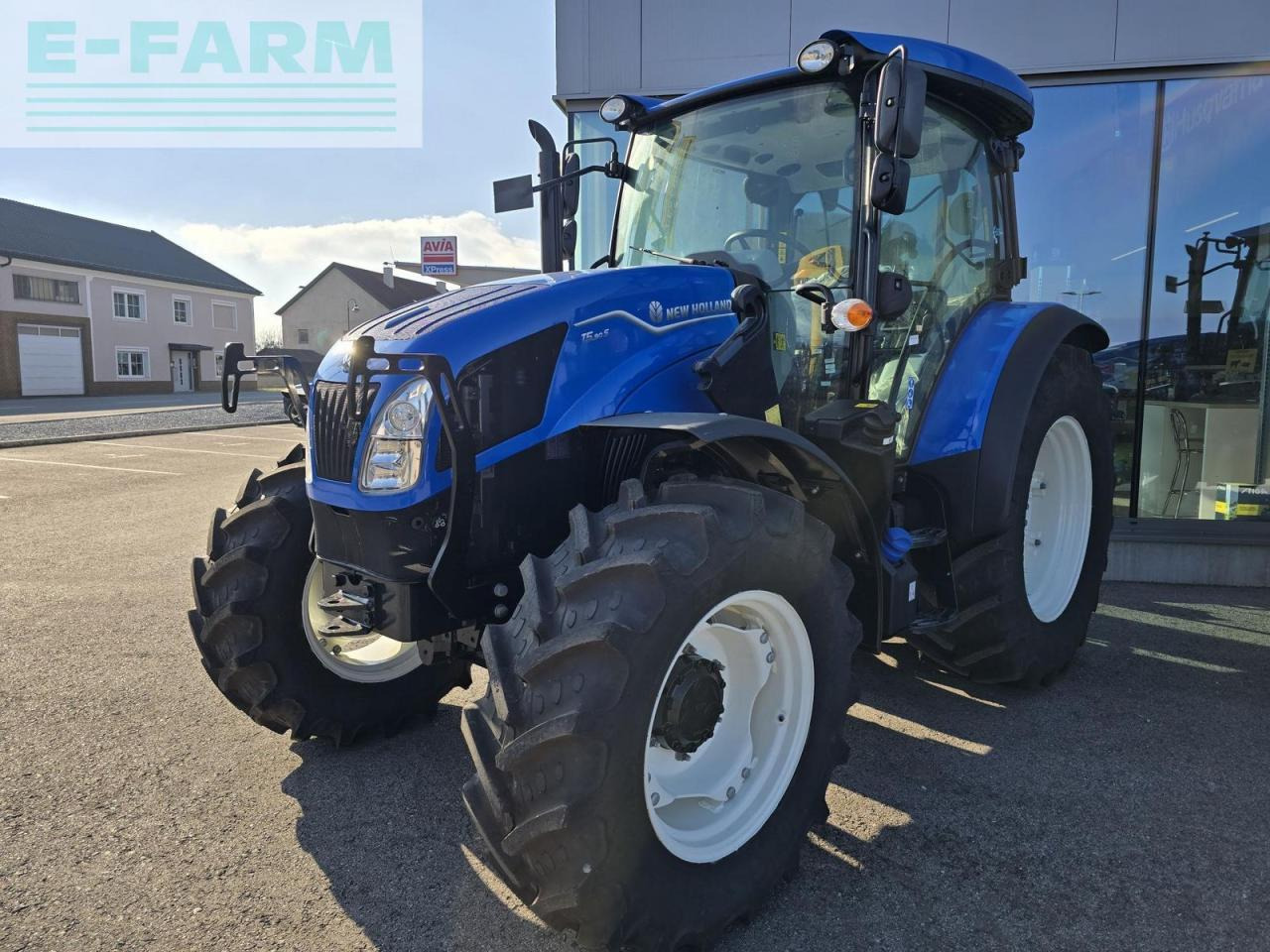 New Holland t5.90s - Traktor: das Bild 1 New Holland t5.90s - Traktor: das Bild 1