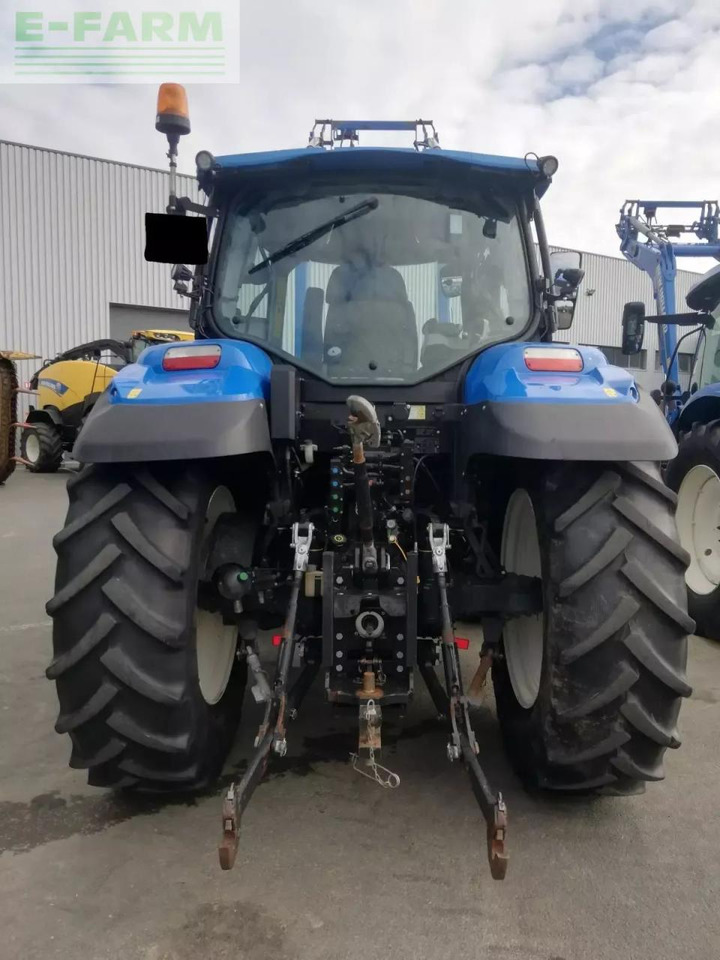 New Holland t6.145 dynamic command - Traktor: das Bild 3 New Holland t6.145 dynamic command - Traktor: das Bild 3