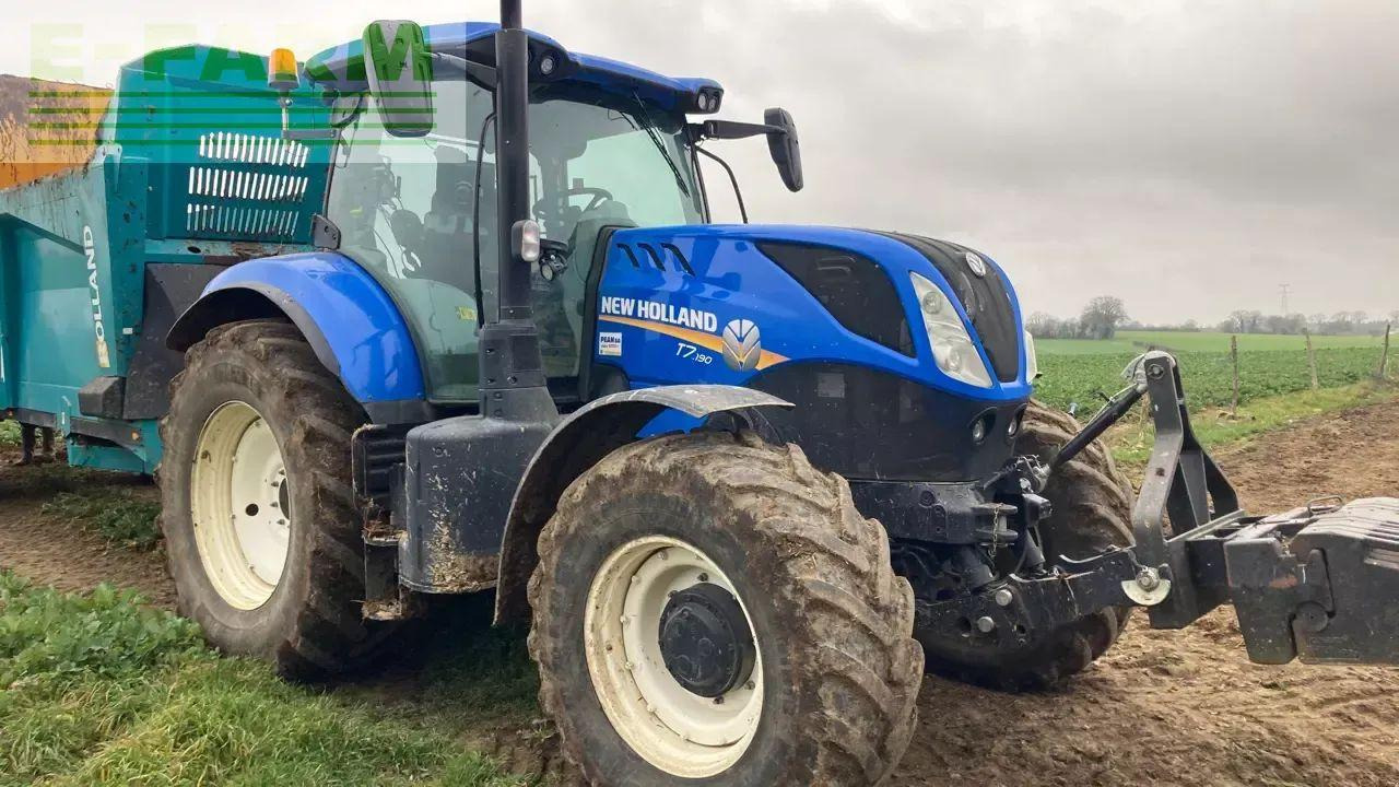 New Holland t7.190 - Traktor: das Bild 2 New Holland t7.190 - Traktor: das Bild 2