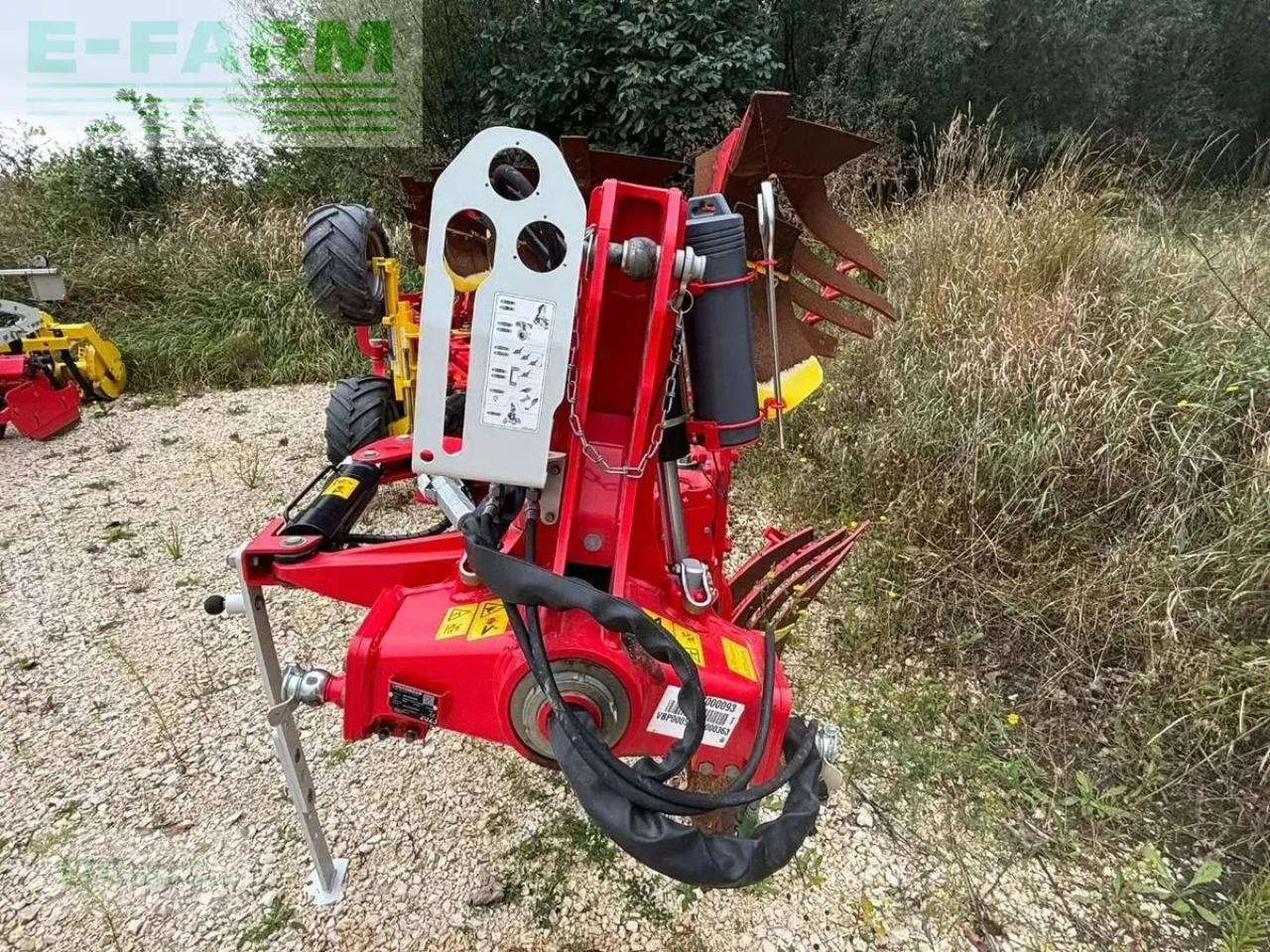 Pöttinger servo 3000 plus - Pflug: das Bild 4 Pöttinger servo 3000 plus - Pflug: das Bild 4