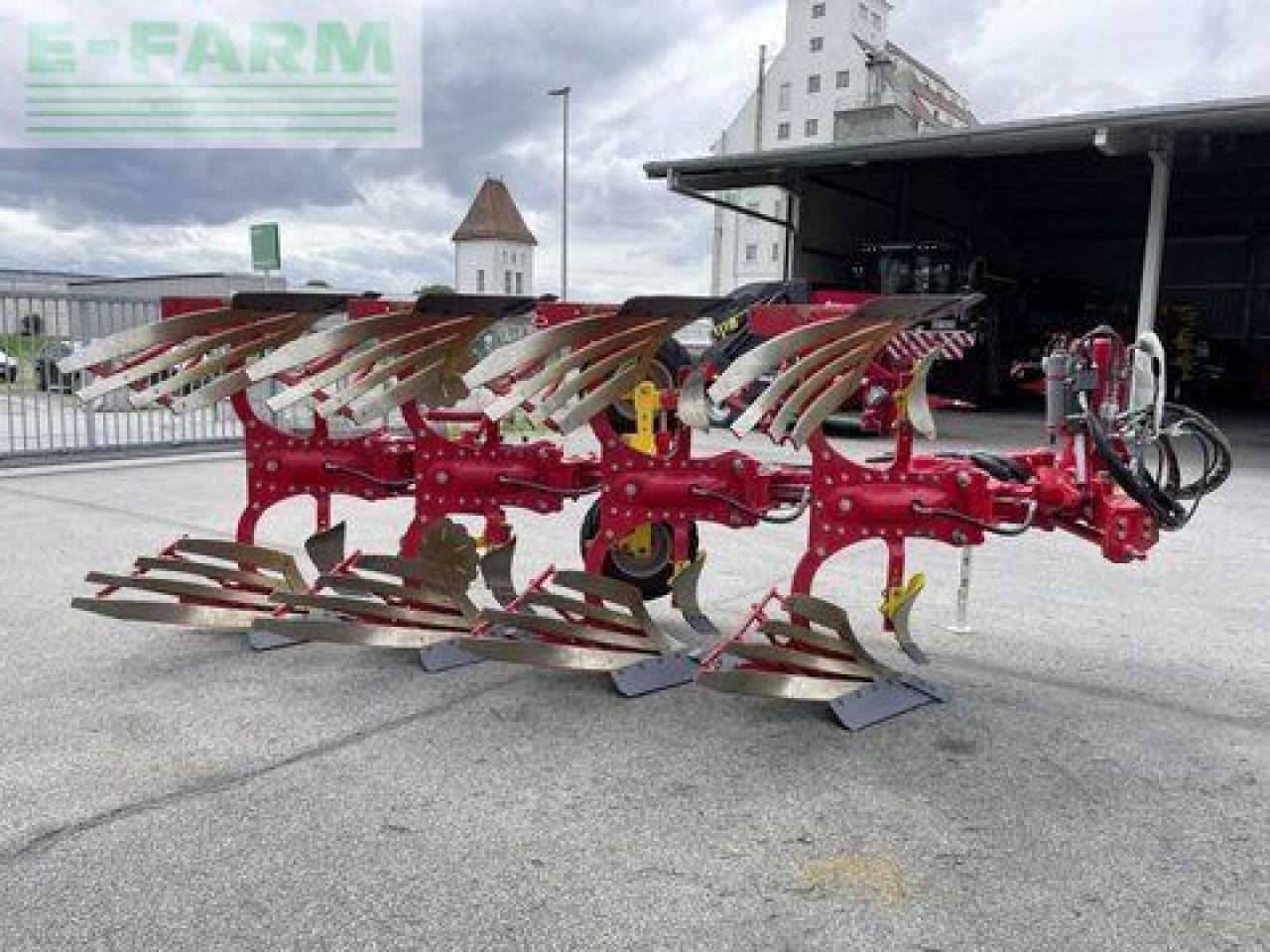 Pöttinger servo 3000 plus nova 4-scharig - Pflug: das Bild 4 Pöttinger servo 3000 plus nova 4-scharig - Pflug: das Bild 4