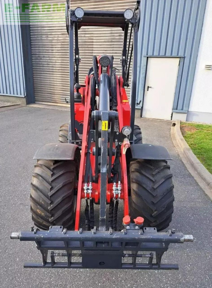 Schäffer 23 e - Minibagger: das Bild 5 Schäffer 23 e - Minibagger: das Bild 5