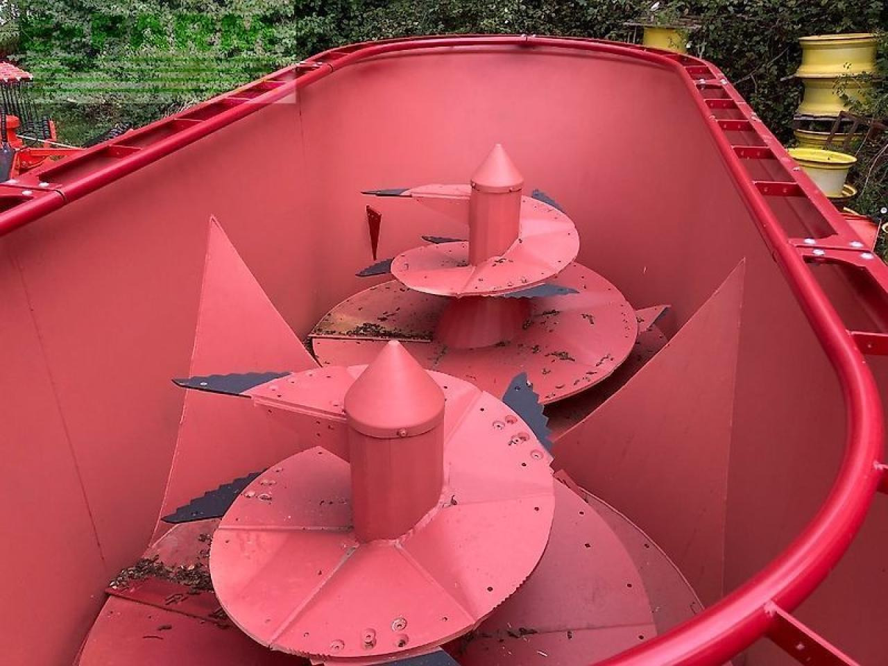 Strautmann verti-mix 1801 double - Fütterungstechnik: das Bild 4 Strautmann verti-mix 1801 double - Fütterungstechnik: das Bild 4