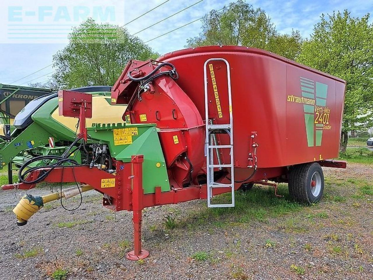 Strautmann verti mix 2401 double - Fütterungstechnik: das Bild 1 Strautmann verti mix 2401 double - Fütterungstechnik: das Bild 1