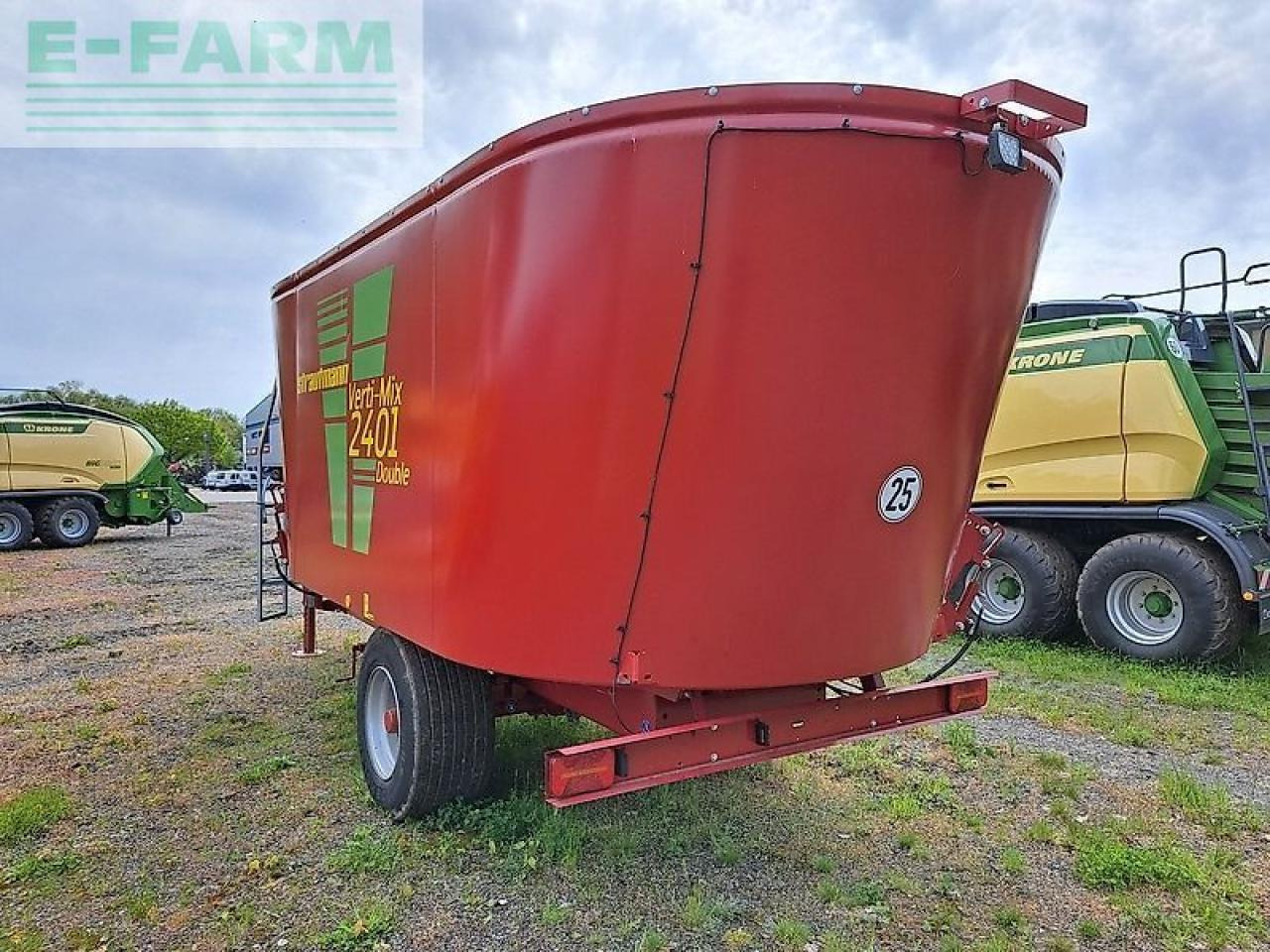 Strautmann verti mix 2401 double - Fütterungstechnik: das Bild 4 Strautmann verti mix 2401 double - Fütterungstechnik: das Bild 4