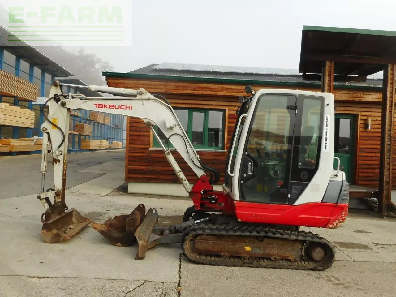 Takeuchi tb 235 ( 3.530kg ) hydr. sw + 3 löffel - Minibagger: das Bild 1 Takeuchi tb 235 ( 3.530kg ) hydr. sw + 3 löffel - Minibagger: das Bild 1