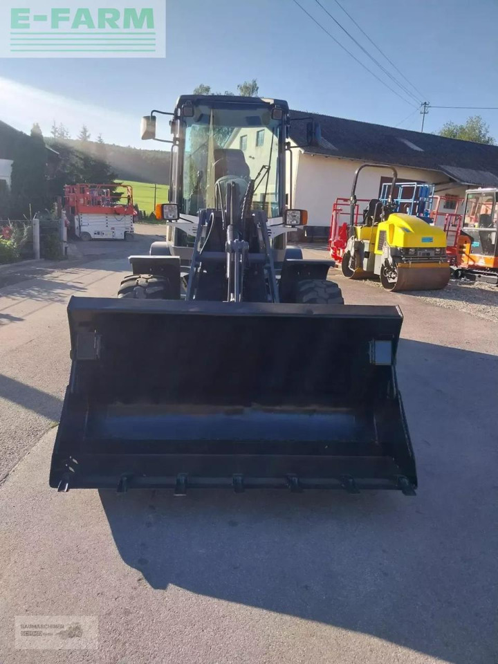 Terex tl 80 - Minibagger: das Bild 2 Terex tl 80 - Minibagger: das Bild 2