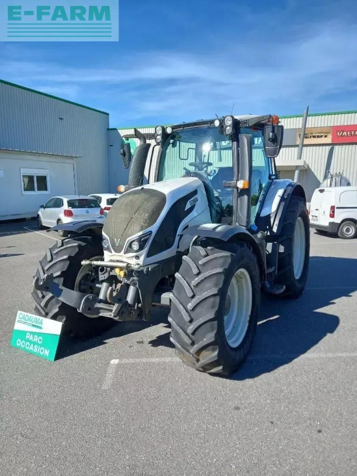 Valtra n 134 hitech HiTech - Traktor: das Bild 1 Valtra n 134 hitech HiTech - Traktor: das Bild 1