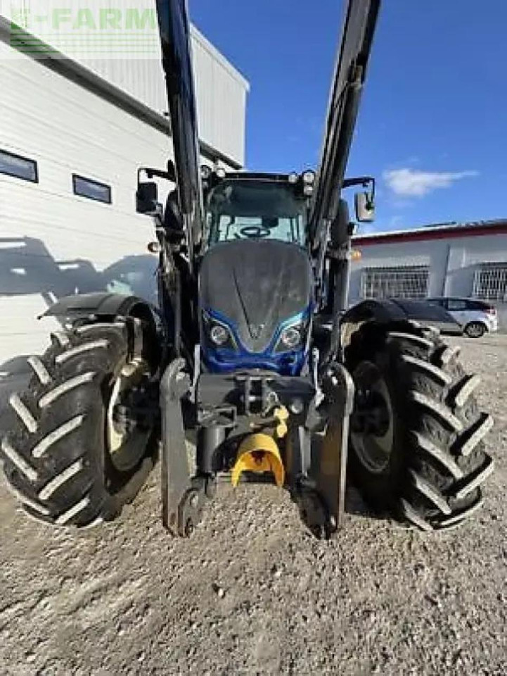 Valtra n134a - Traktor: das Bild 2 Valtra n134a - Traktor: das Bild 2
