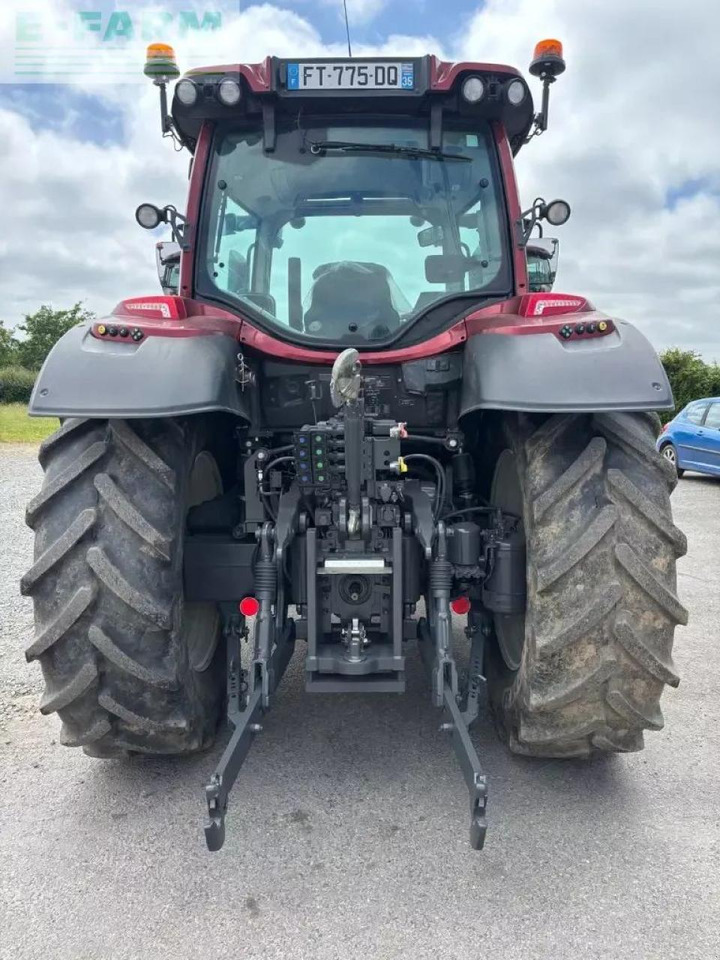 Valtra n134d - Traktor: das Bild 4 Valtra n134d - Traktor: das Bild 4