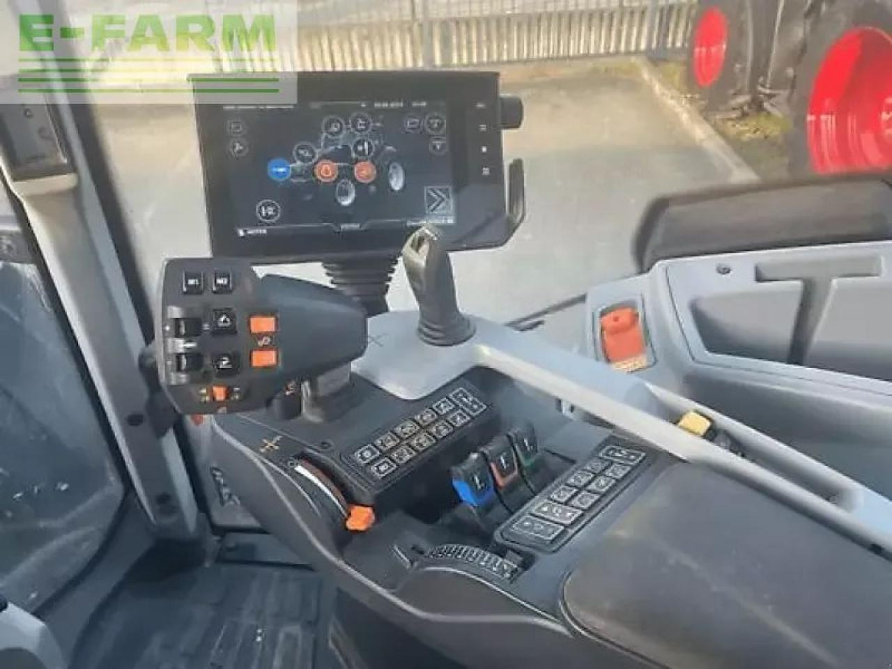 Valtra t254v - Traktor: das Bild 2 Valtra t254v - Traktor: das Bild 2