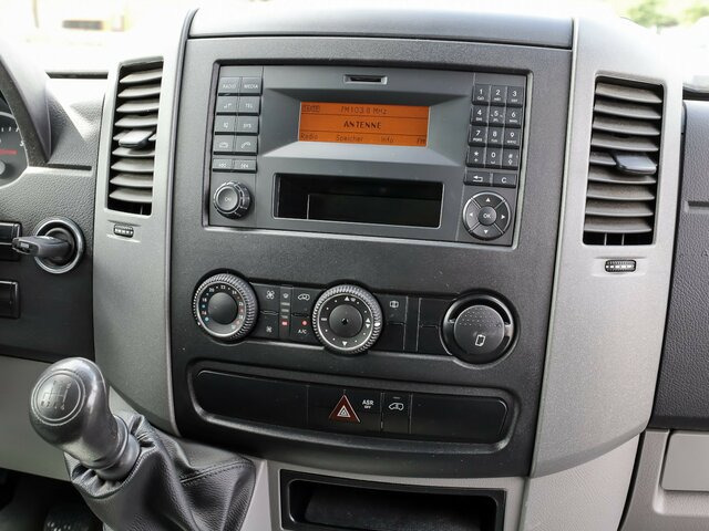 MERCEDES-BENZ Sprinter 316CDI DOKA,Allrad,Klima,Standhzg.... - Pritschenwagen, Transporter mit Doppelkabine: das Bild 5 MERCEDES-BENZ Sprinter 316CDI DOKA,Allrad,Klima,Standhzg.... - Pritschenwagen, Transporter mit Doppelkabine: das Bild 5