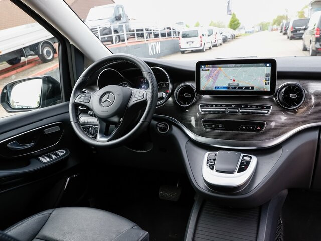 MERCEDES-BENZ V 300 Avantgarde,Extralang,2xSchiebetür el.,AHK... - Personentransporter: das Bild 5 MERCEDES-BENZ V 300 Avantgarde,Extralang,2xSchiebetür el.,AHK... - Personentransporter: das Bild 5