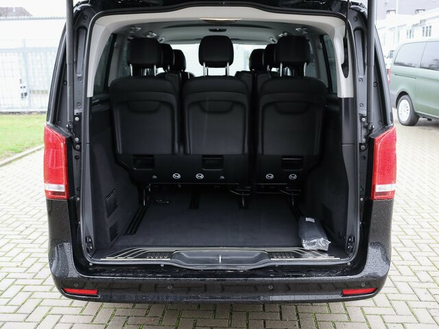 MERCEDES-BENZ V 300 Avantgarde Extralang,2xSchiebetür elektr.... - Personentransporter: das Bild 2 MERCEDES-BENZ V 300 Avantgarde Extralang,2xSchiebetür elektr.... - Personentransporter: das Bild 2