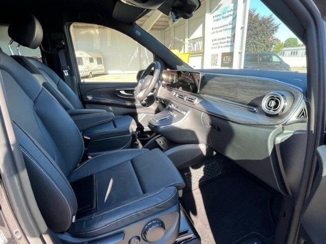 MERCEDES-BENZ V 300 Avantgarde Extralang,2xSchiebetür elektr.... - Personentransporter: das Bild 2 MERCEDES-BENZ V 300 Avantgarde Extralang,2xSchiebetür elektr.... - Personentransporter: das Bild 2