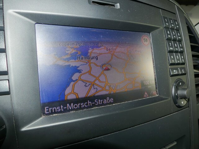 MERCEDES-BENZ Vito 114 TourerPro,Allrad,Automatik,8Sitzer... - Personentransporter: das Bild 5 MERCEDES-BENZ Vito 114 TourerPro,Allrad,Automatik,8Sitzer... - Personentransporter: das Bild 5