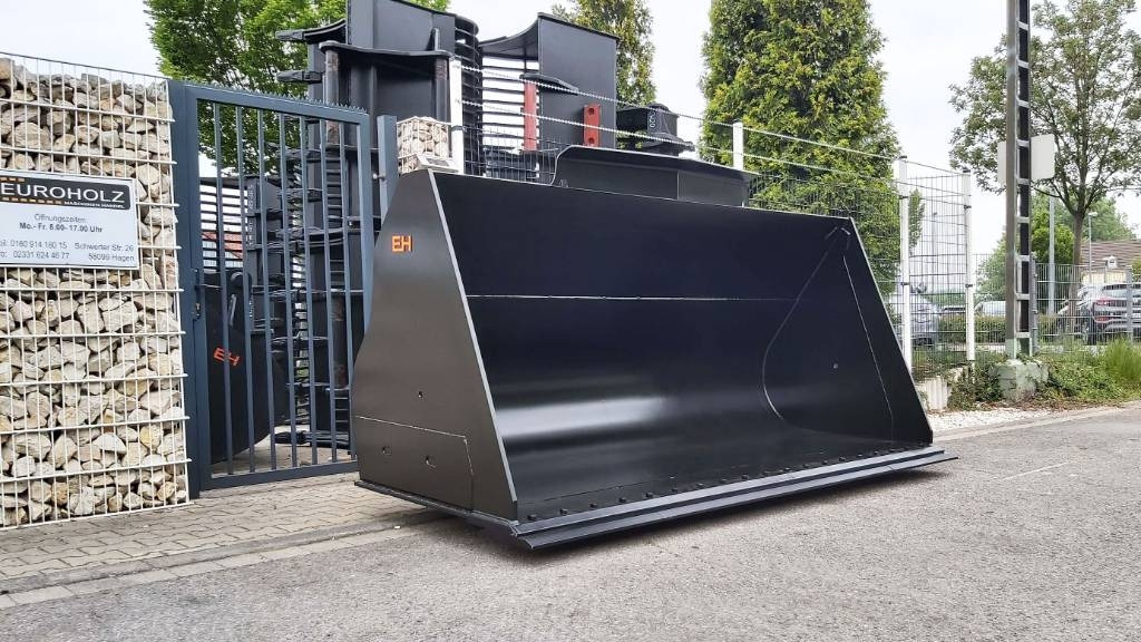 EH Frontschaufel passend Volvo L120 mit Messer - Ladeschaufel: das Bild 1 EH Frontschaufel passend Volvo L120 mit Messer - Ladeschaufel: das Bild 1