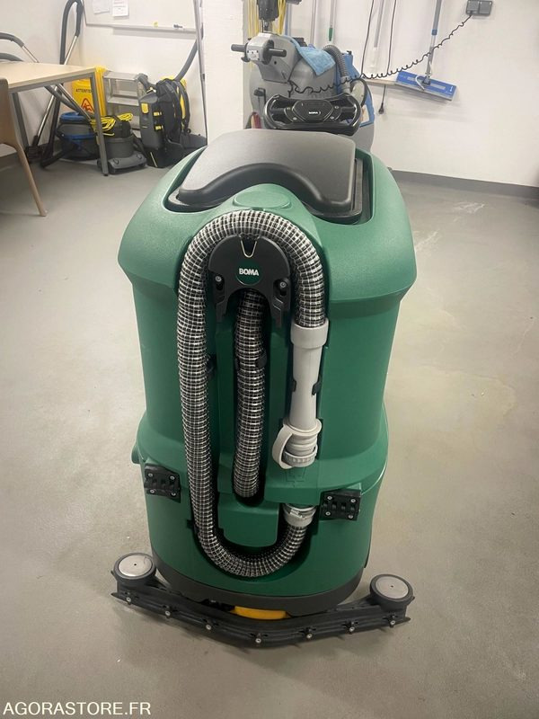 AUTOLAVEUSE BOMA TEMPO RIDE 55 2023 300h - Scheuersaugmaschine: das Bild 3 AUTOLAVEUSE BOMA TEMPO RIDE 55 2023 300h - Scheuersaugmaschine: das Bild 3