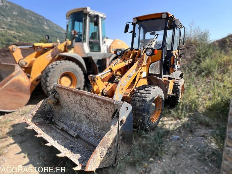 CHARGEUSE SUR PNEUS VENIERI 263B PLUS Année 2007 - 4860 heures - Lader: das Bild 2 CHARGEUSE SUR PNEUS VENIERI 263B PLUS Année 2007 - 4860 heures - Lader: das Bild 2