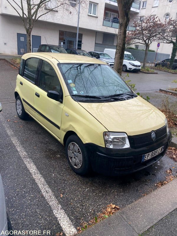 FIAT PANDA - 111000 KILOMETRES - ESSENCE 1.1 - PKW: das Bild 1 FIAT PANDA - 111000 KILOMETRES - ESSENCE 1.1 - PKW: das Bild 1