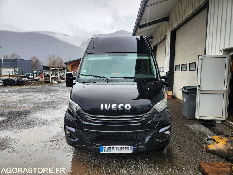 IVECO DAILY 35C21- 2017 / 170000 KM - Kastenwagen: das Bild 1 IVECO DAILY 35C21- 2017 / 170000 KM - Kastenwagen: das Bild 1