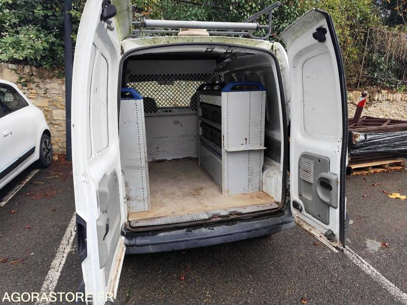 Kangoo - 2006 - 10697kms - sans carte grise (FIV) - Kleintransporter: das Bild 4 Kangoo - 2006 - 10697kms - sans carte grise (FIV) - Kleintransporter: das Bild 4