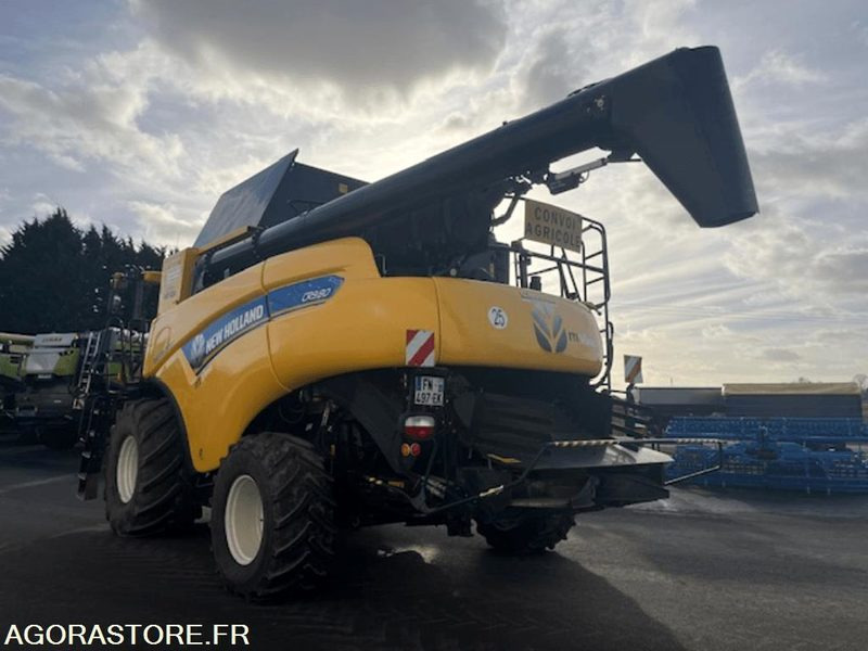 MOISSONNEUSE BATTEUSE NEW HOLLAND CR 9.80 - 2019 / 2523 HEURES - Landmaschine: das Bild 5 MOISSONNEUSE BATTEUSE NEW HOLLAND CR 9.80 - 2019 / 2523 HEURES - Landmaschine: das Bild 5