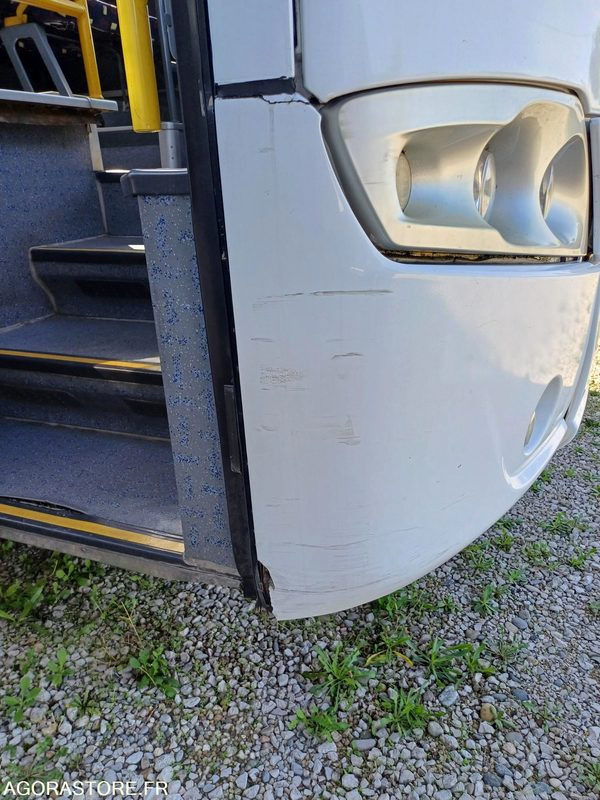 Schulbus MERCEDES BENZ INTOURO 21891 (6111) MEC 31/12/2009 233045KM AJ-829-CX: das Bild 13