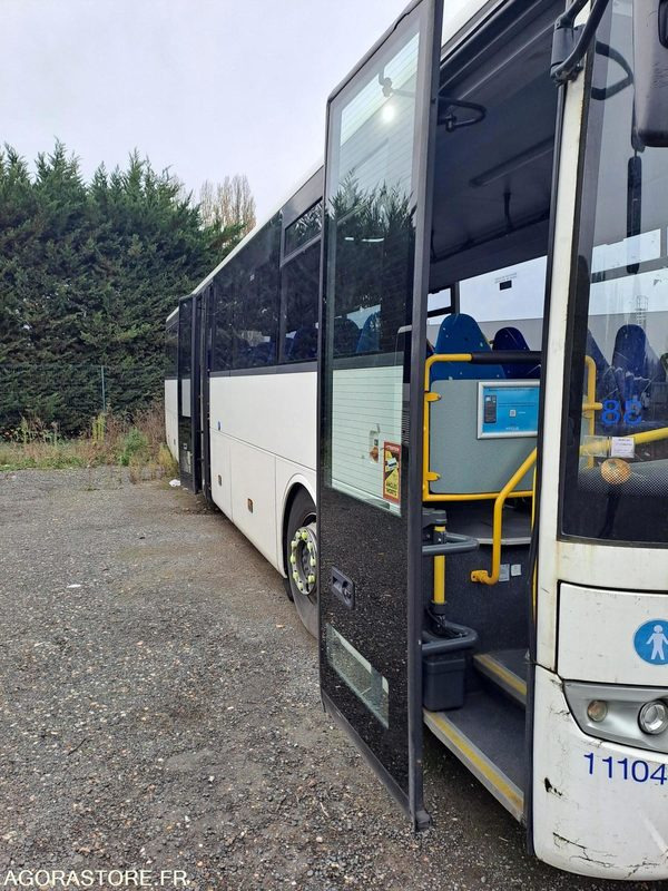 MERCEDES INTOURO N°111044 - Schulbus: das Bild 2 MERCEDES INTOURO N°111044 - Schulbus: das Bild 2